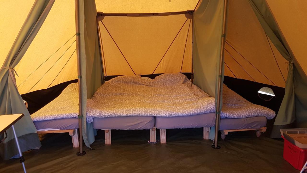 Le Petit Moulin Bed & Breakfast Saint-Hilaire  ภายนอก รูปภาพ