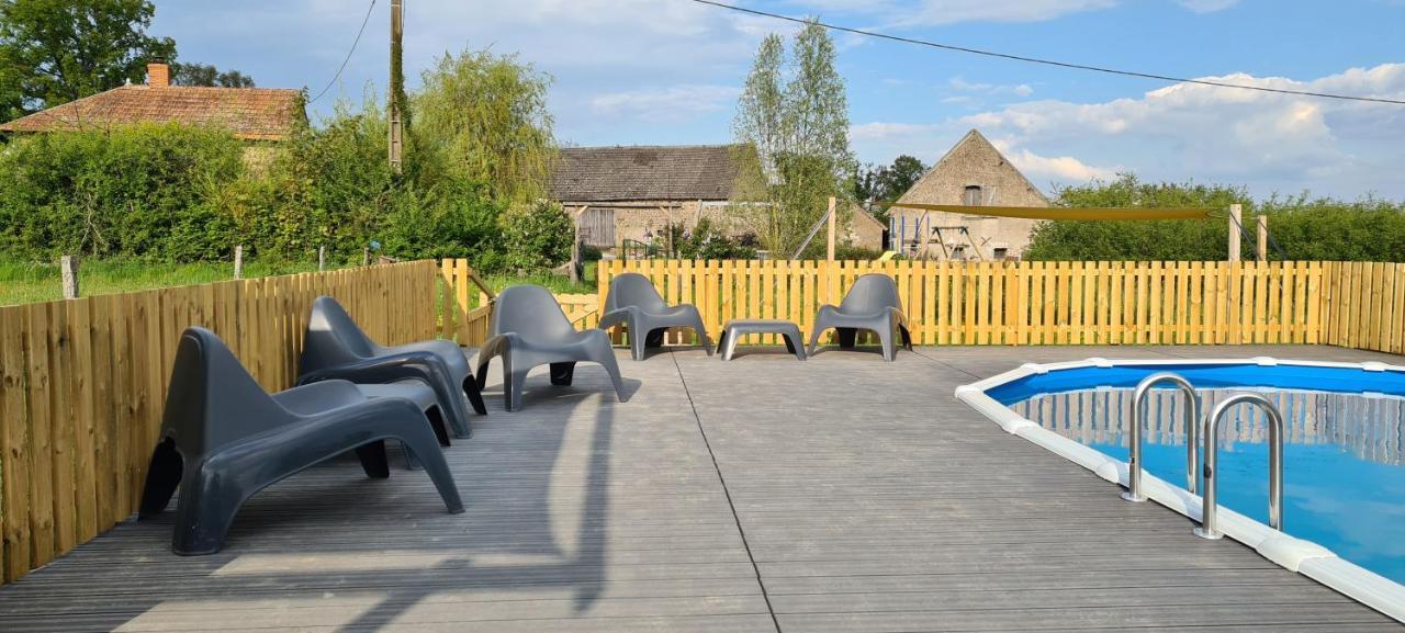 Le Petit Moulin Bed & Breakfast Saint-Hilaire  ภายนอก รูปภาพ