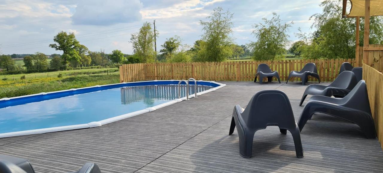 Le Petit Moulin Bed & Breakfast Saint-Hilaire  ภายนอก รูปภาพ