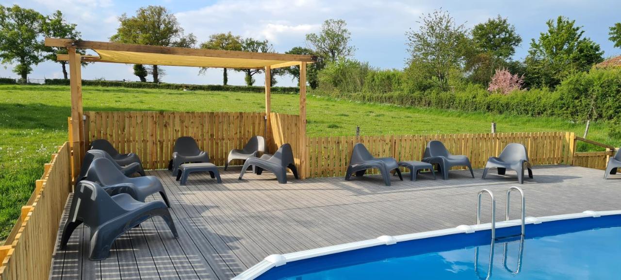 Le Petit Moulin Bed & Breakfast Saint-Hilaire  ภายนอก รูปภาพ