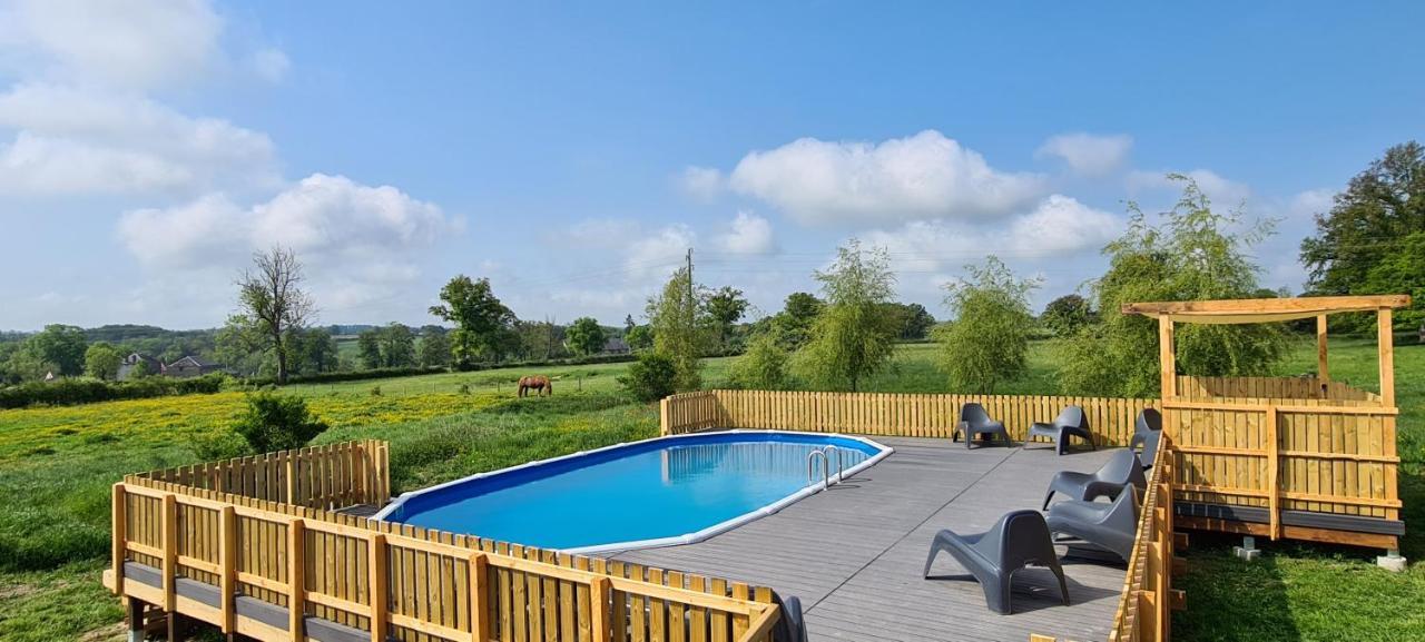Le Petit Moulin Bed & Breakfast Saint-Hilaire  ภายนอก รูปภาพ