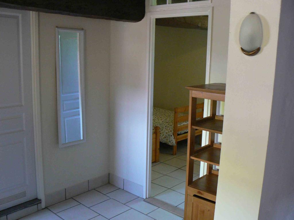 Le Petit Moulin Bed & Breakfast Saint-Hilaire  ห้อง รูปภาพ