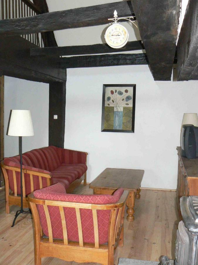Le Petit Moulin Bed & Breakfast Saint-Hilaire  ภายนอก รูปภาพ
