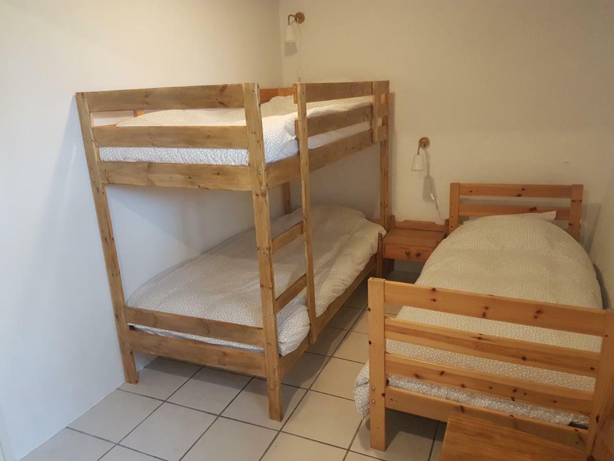 Le Petit Moulin Bed & Breakfast Saint-Hilaire  ภายนอก รูปภาพ