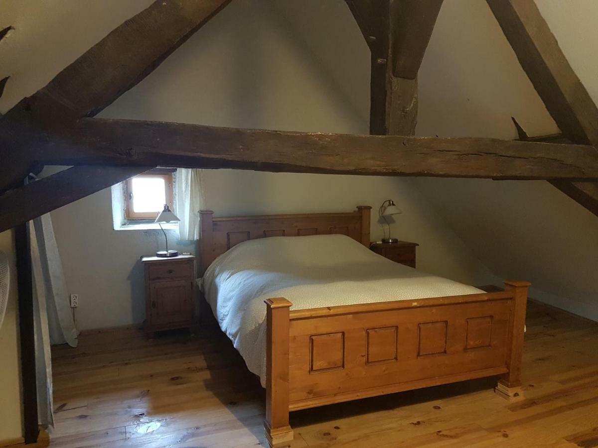 Le Petit Moulin Bed & Breakfast Saint-Hilaire  ภายนอก รูปภาพ