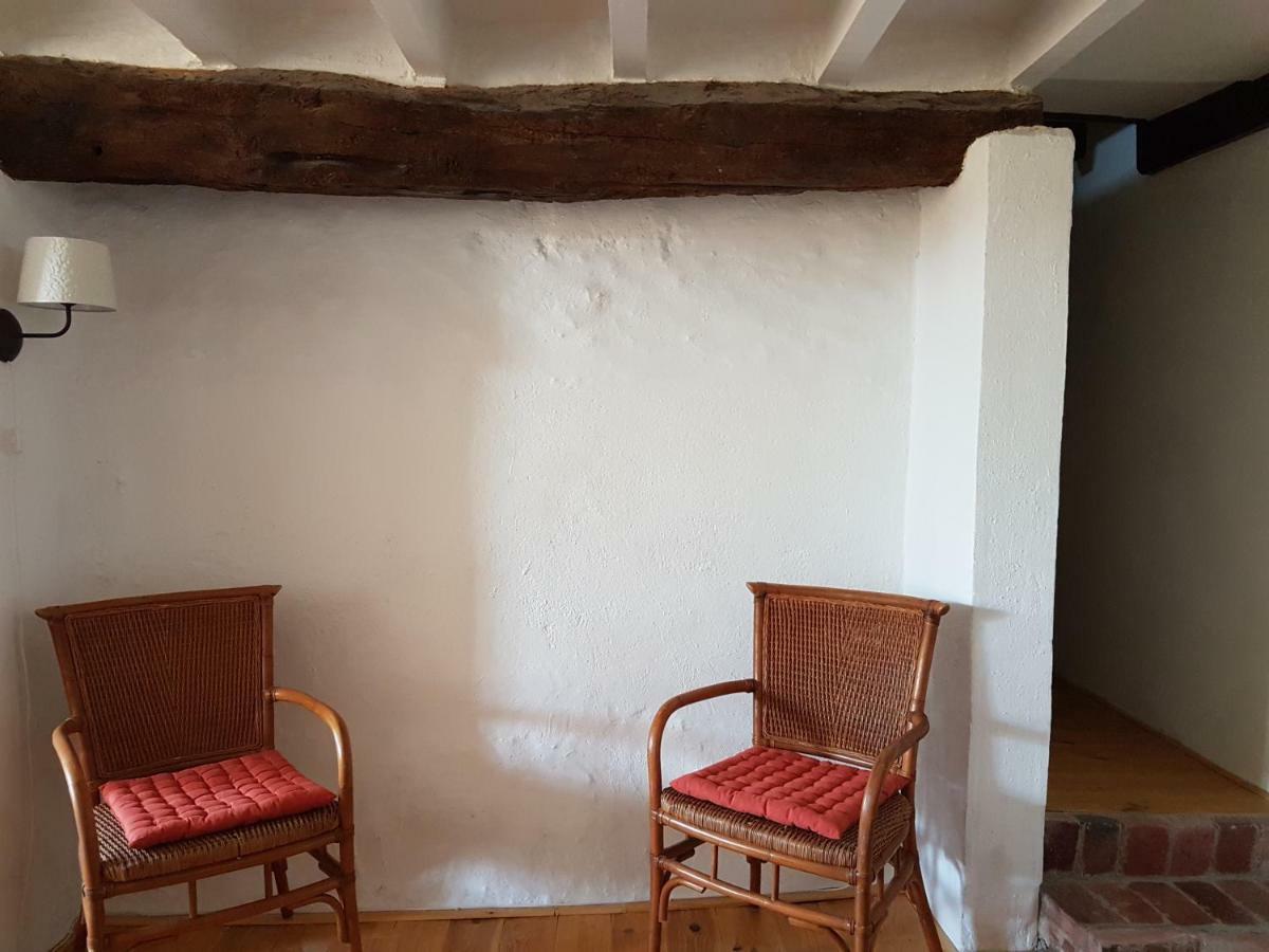 Le Petit Moulin Bed & Breakfast Saint-Hilaire  ภายนอก รูปภาพ