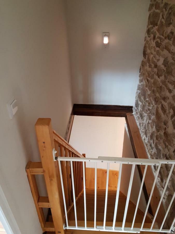 Le Petit Moulin Bed & Breakfast Saint-Hilaire  ภายนอก รูปภาพ
