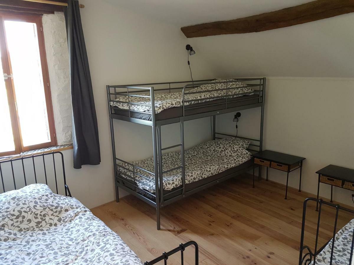 Le Petit Moulin Bed & Breakfast Saint-Hilaire  ภายนอก รูปภาพ