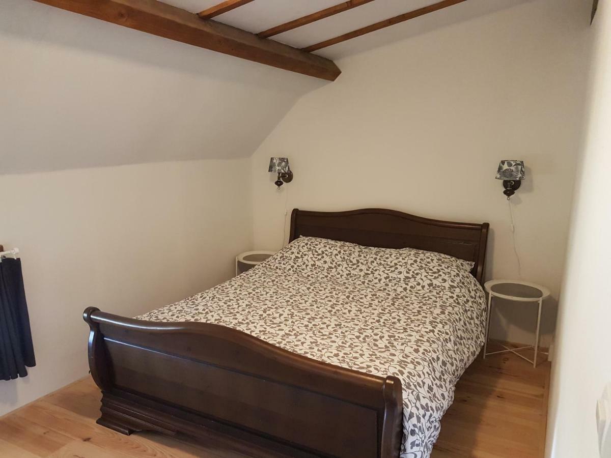 Le Petit Moulin Bed & Breakfast Saint-Hilaire  ภายนอก รูปภาพ